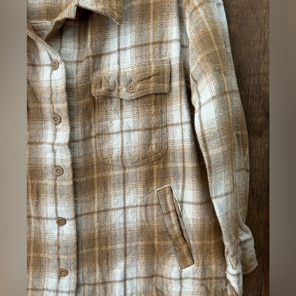 Dash plaid flannel shacket with pockets W’s XL - Picture 3 of 3